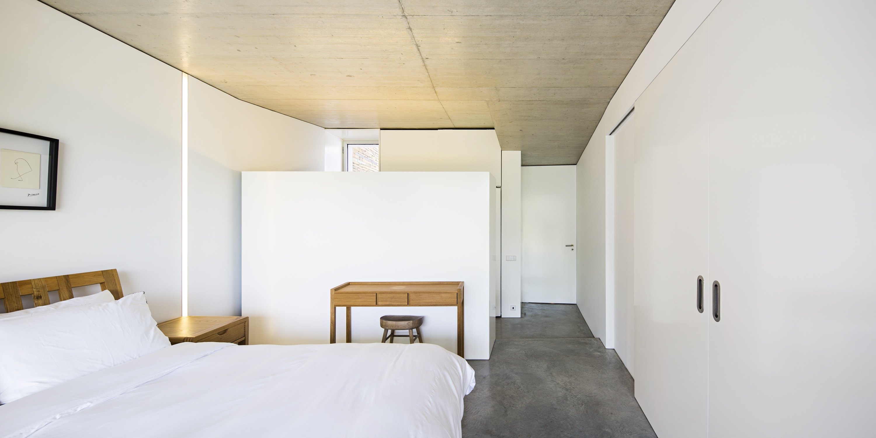 House No. 4 — Gateira