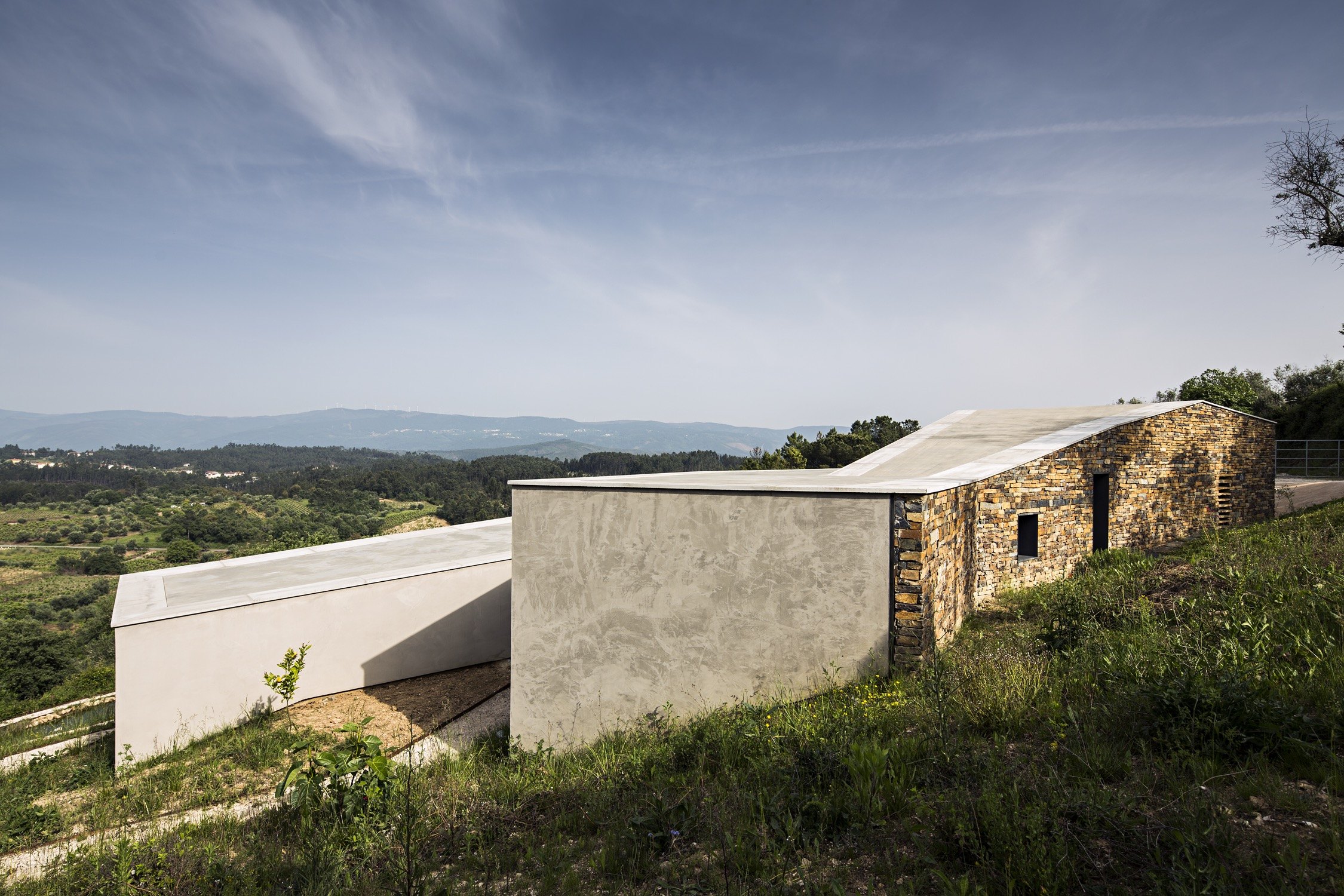House No. 4 — Gateira
