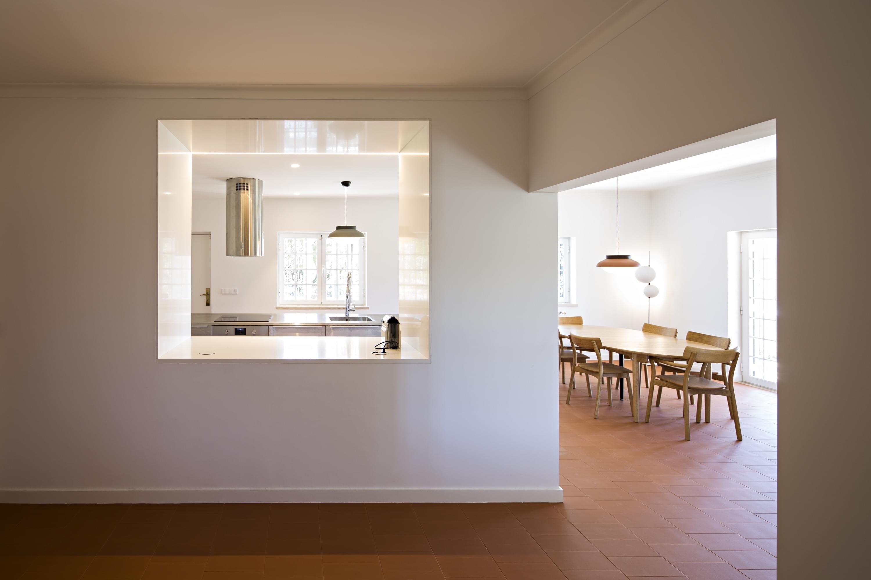 Casa n.º 9 —  Delgada