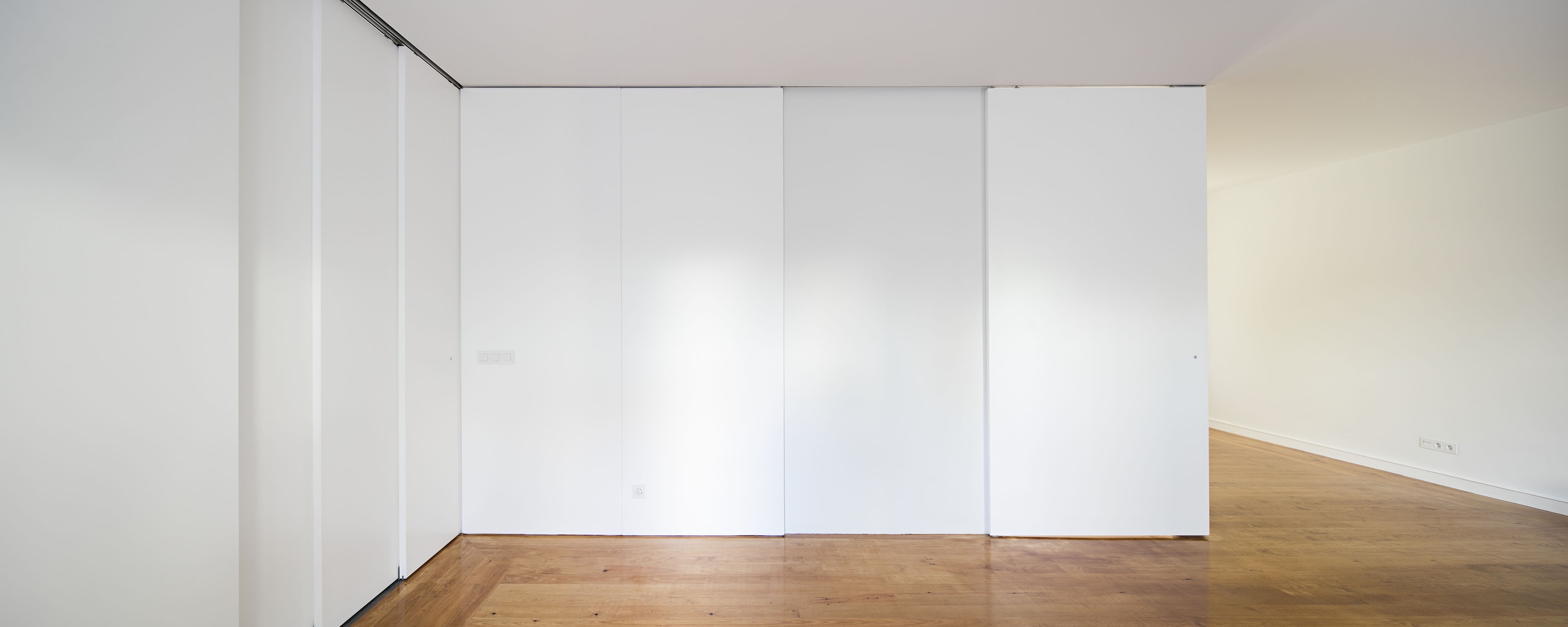 House No. 6 —  Restelo