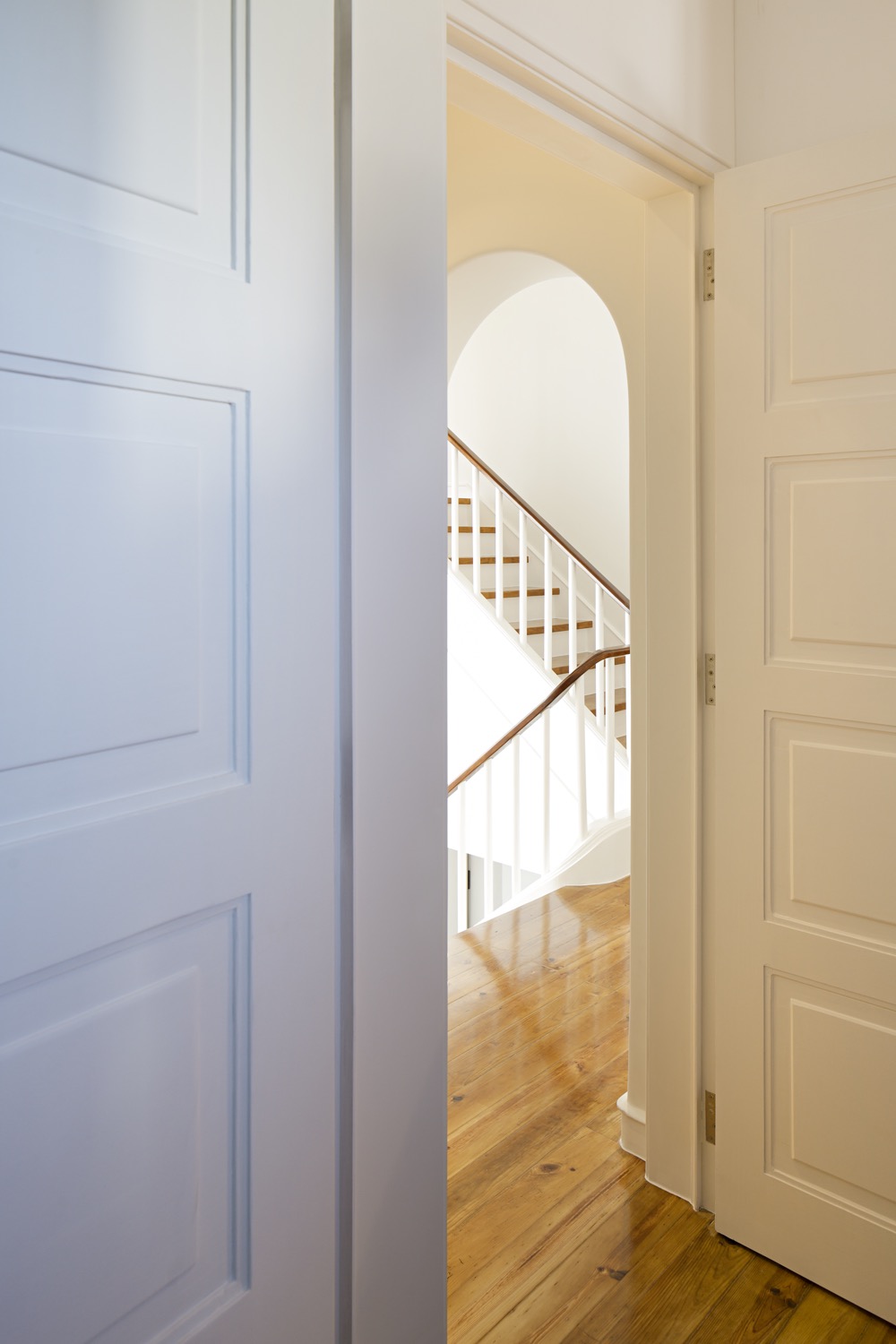 House No. 6 —  Restelo