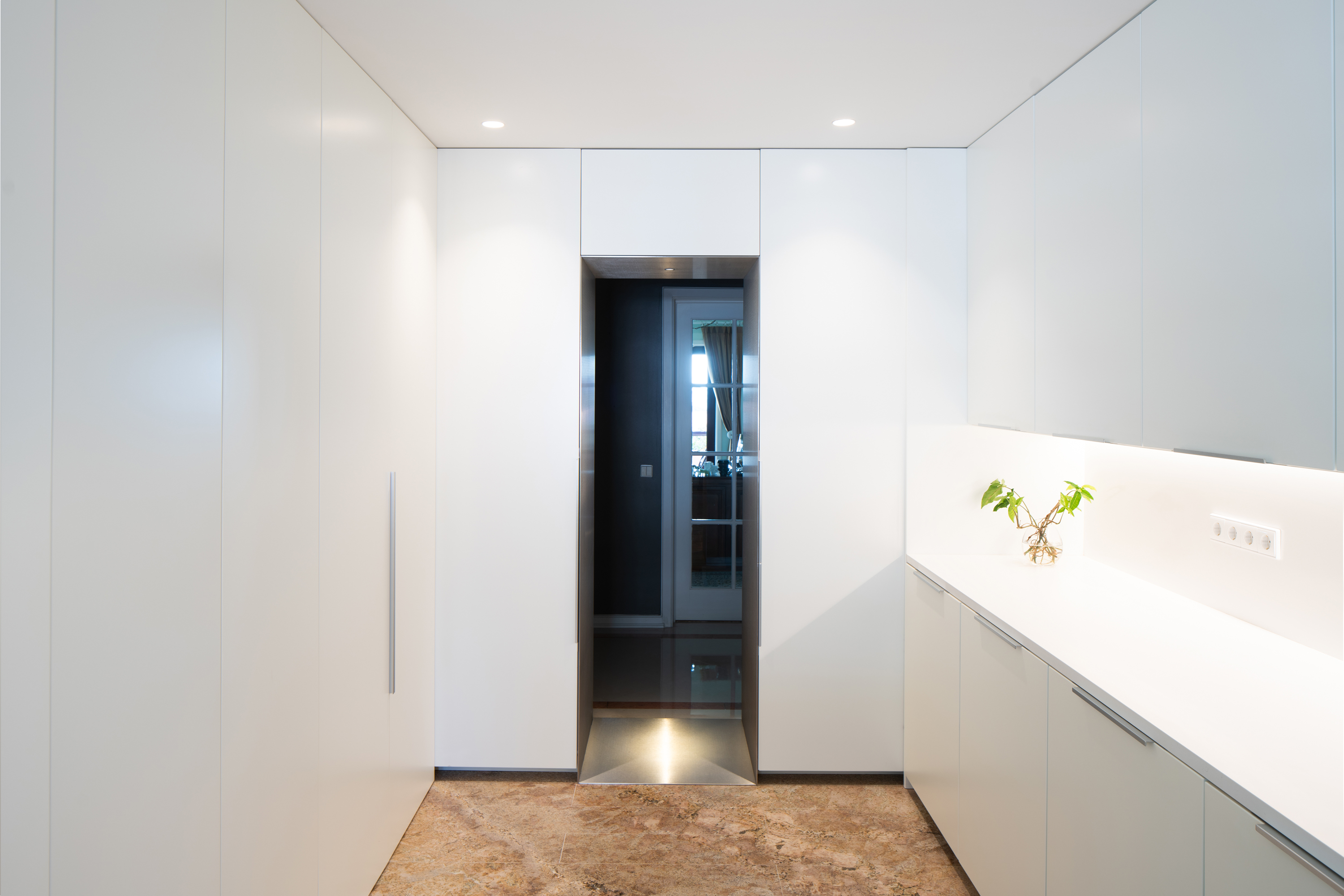 Apartment No. 9 —  Sete Rios