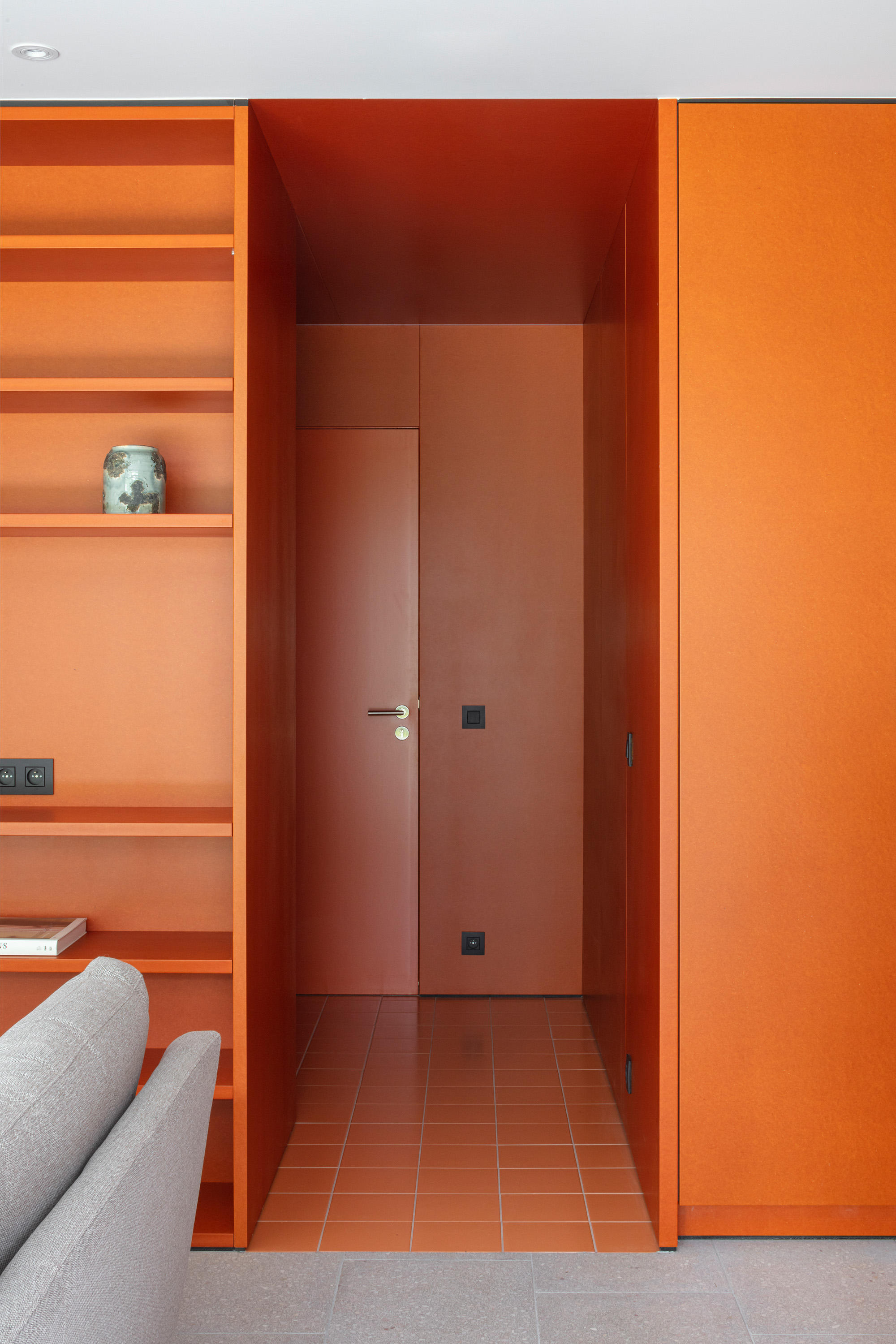 Apartment No. 10 —  Limburg