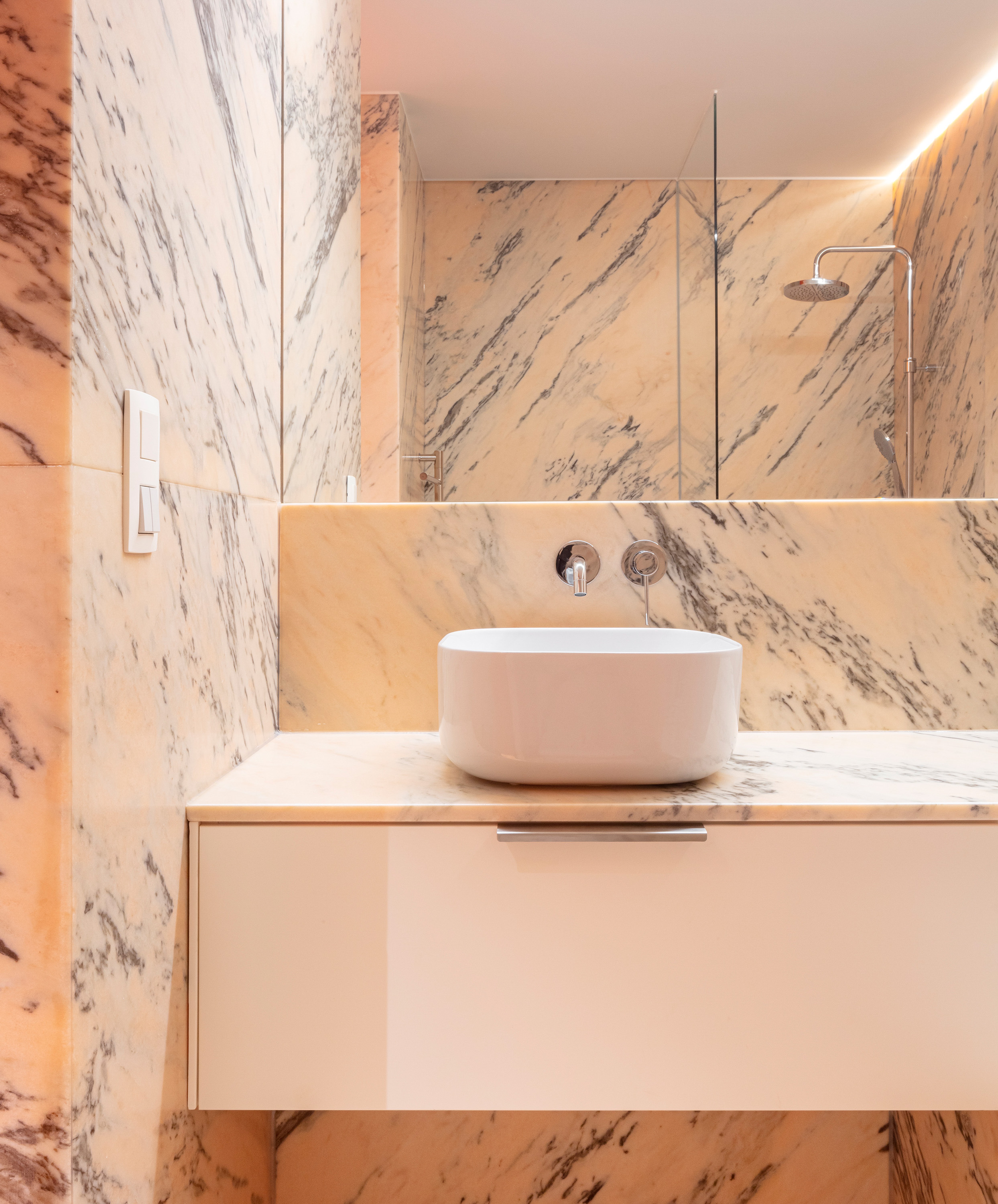 Apartment No. 10 —  Limburg