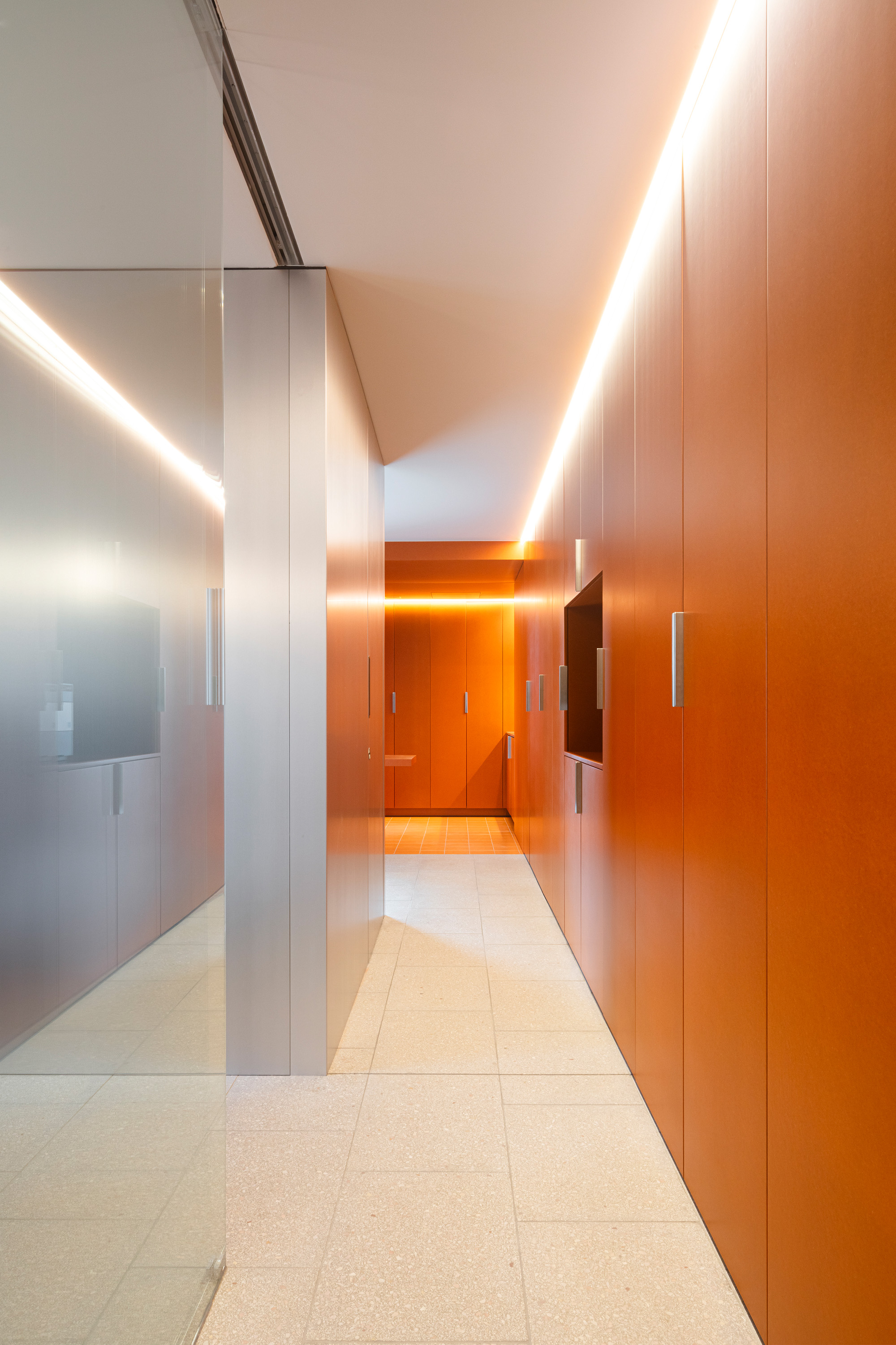Office No. 1 —  Limburg