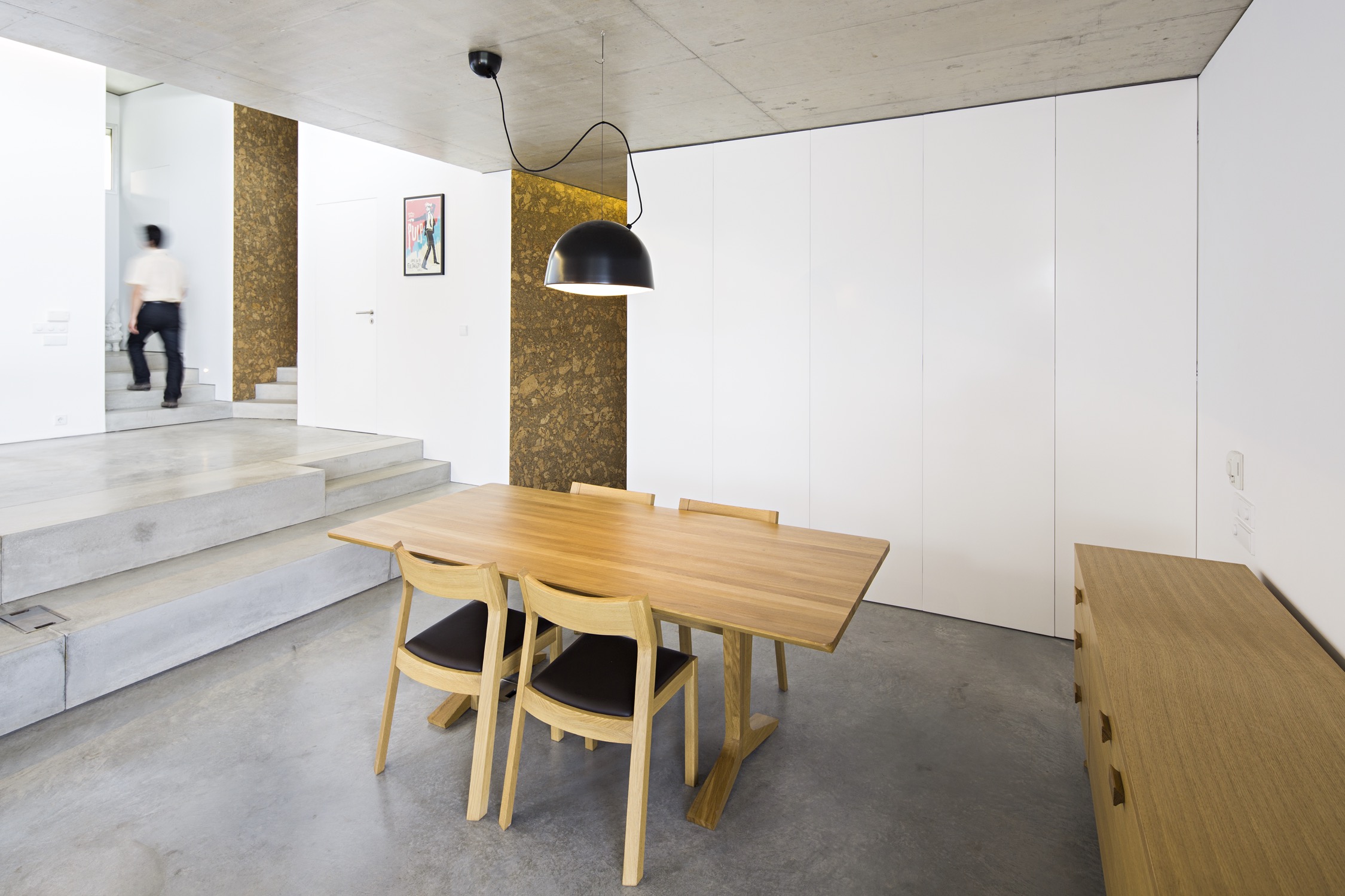 House No. 4 —  Gateira