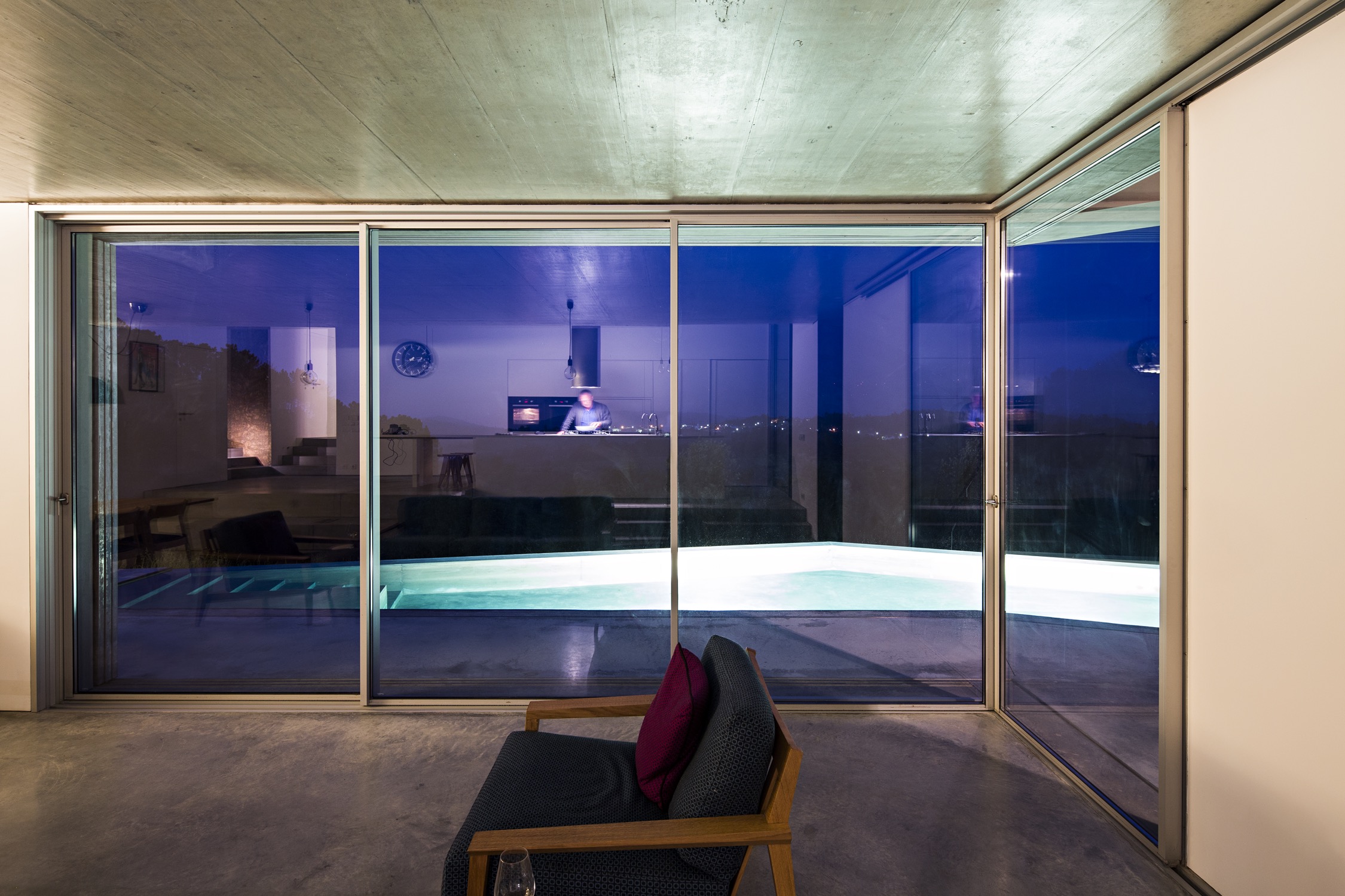 House No. 4 —  Gateira