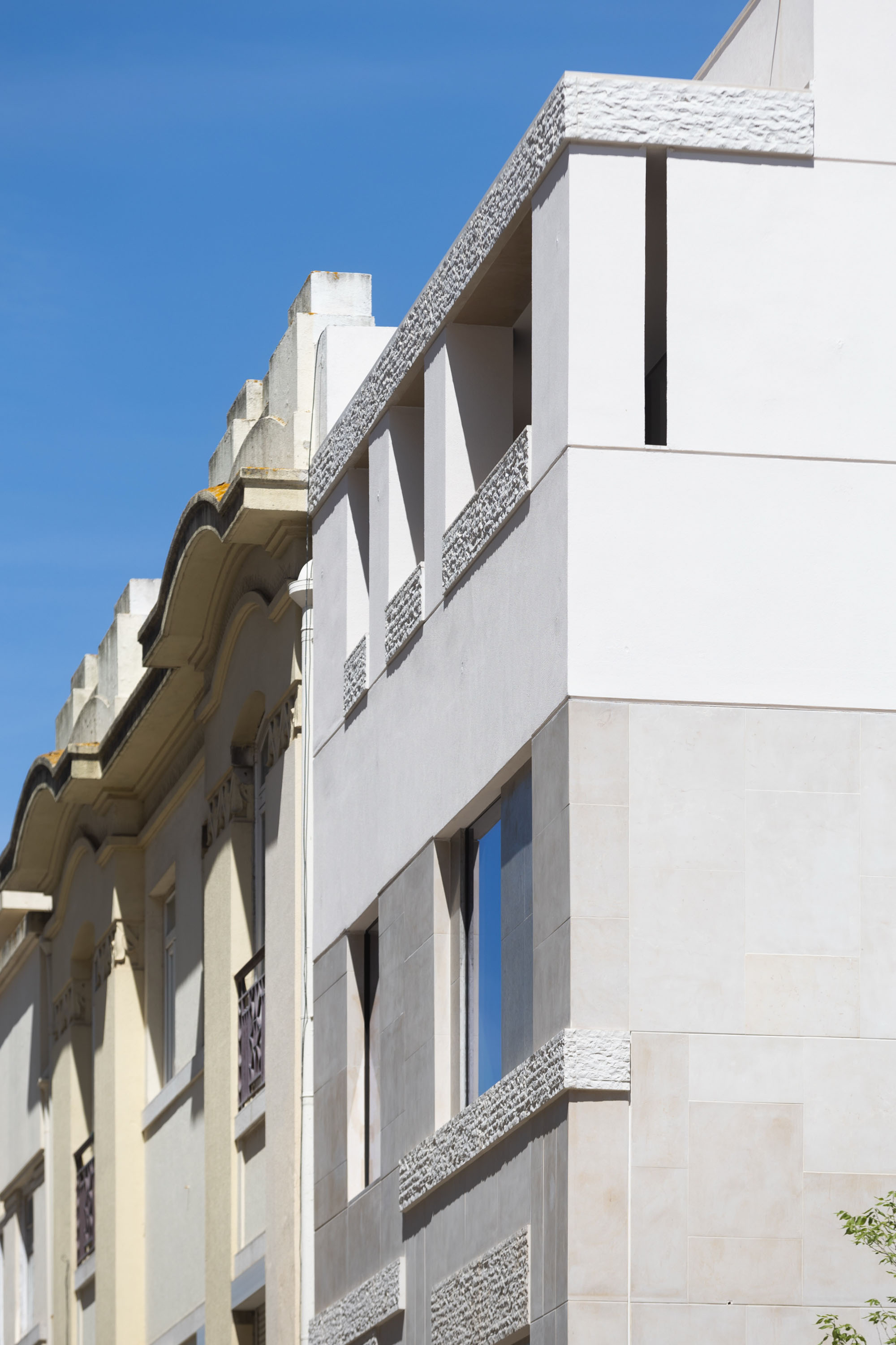 House No. 7 —  Avenidas Novas