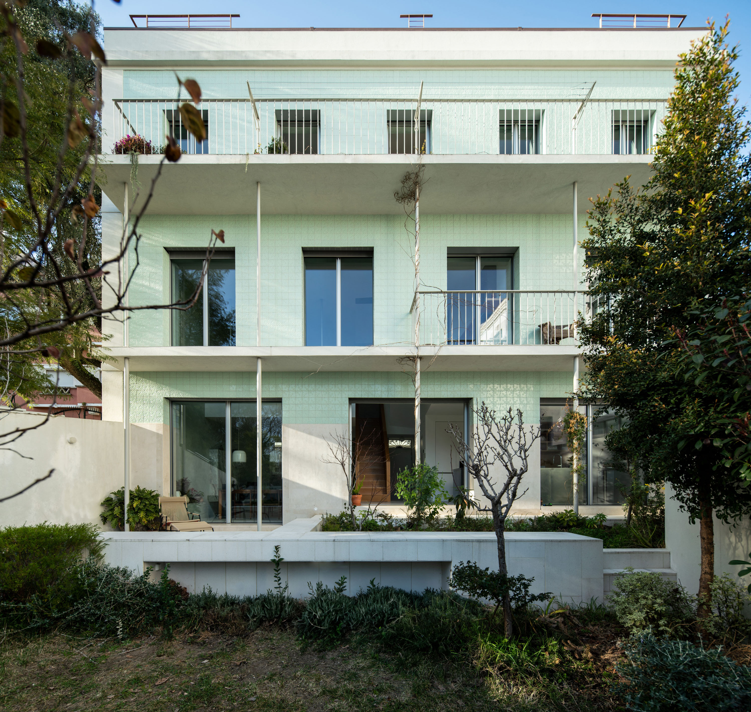 House No. 11 —  Santa Isabel